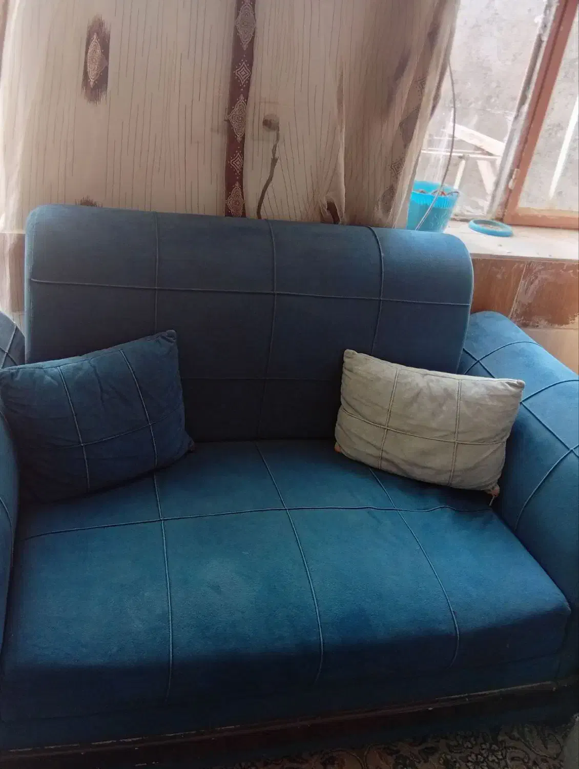 دو دست مبل راحتی سالم در حد نو|مبلمان خانگی و میز عسلی|تربتحیدریه, سرمحله|دیوار