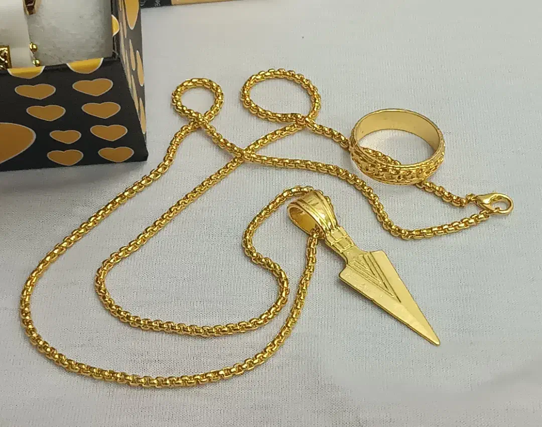 ست چهار تکه مردانه|بدلیجات|مشهد, کوشش|دیوار