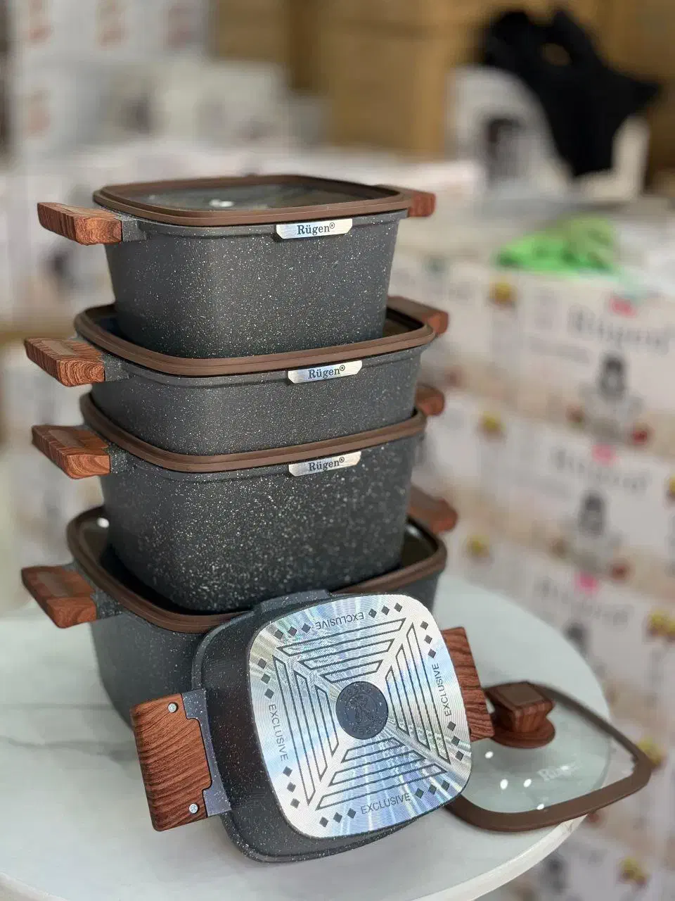 سرویس قابلمه گرانیت ۱۰پارچه دسته چوبی مربع|ظروف پختوپز|بانه, |دیوار