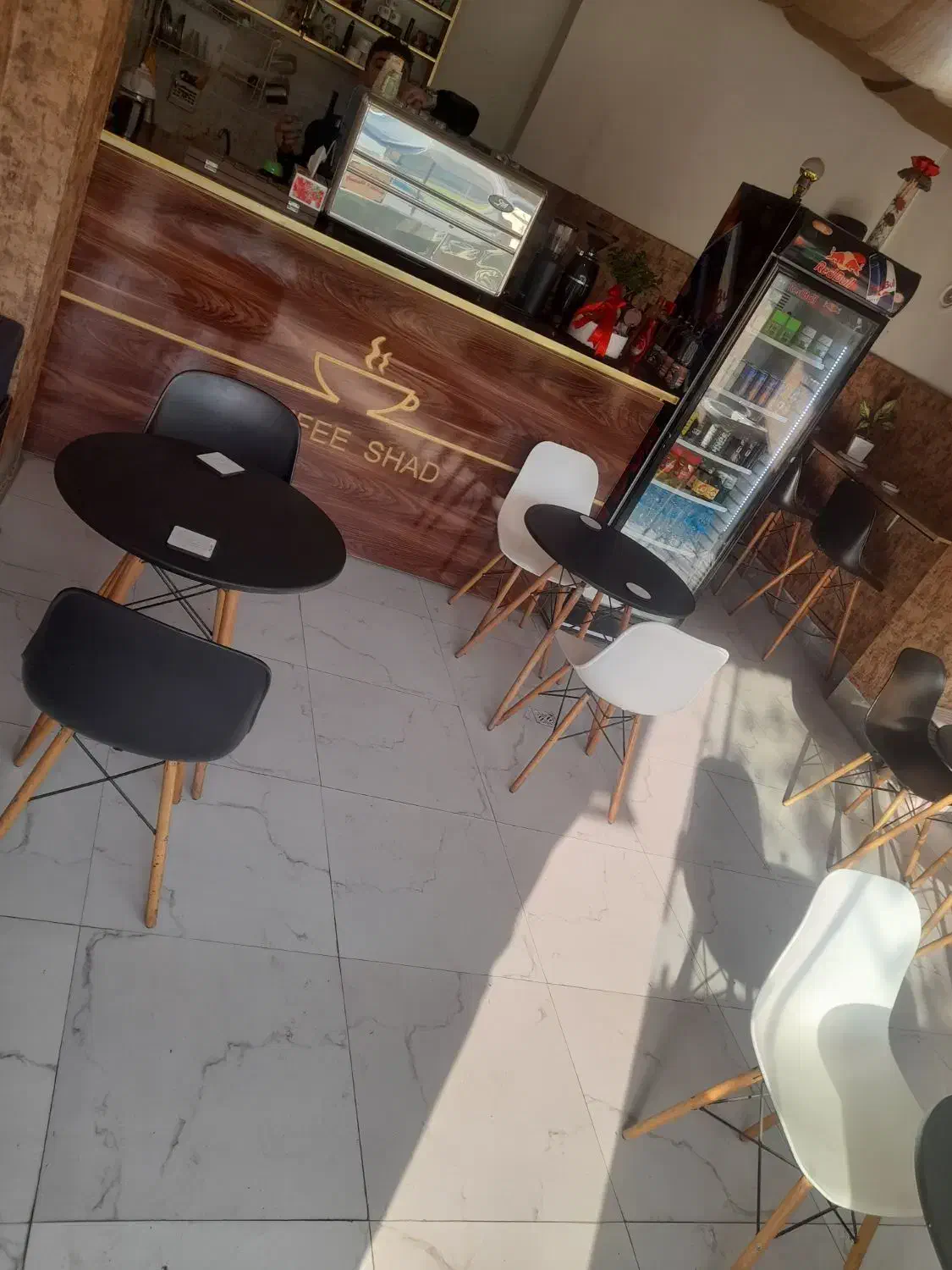 میز صندلی|کافیشاپ و رستوران|فومن, |دیوار