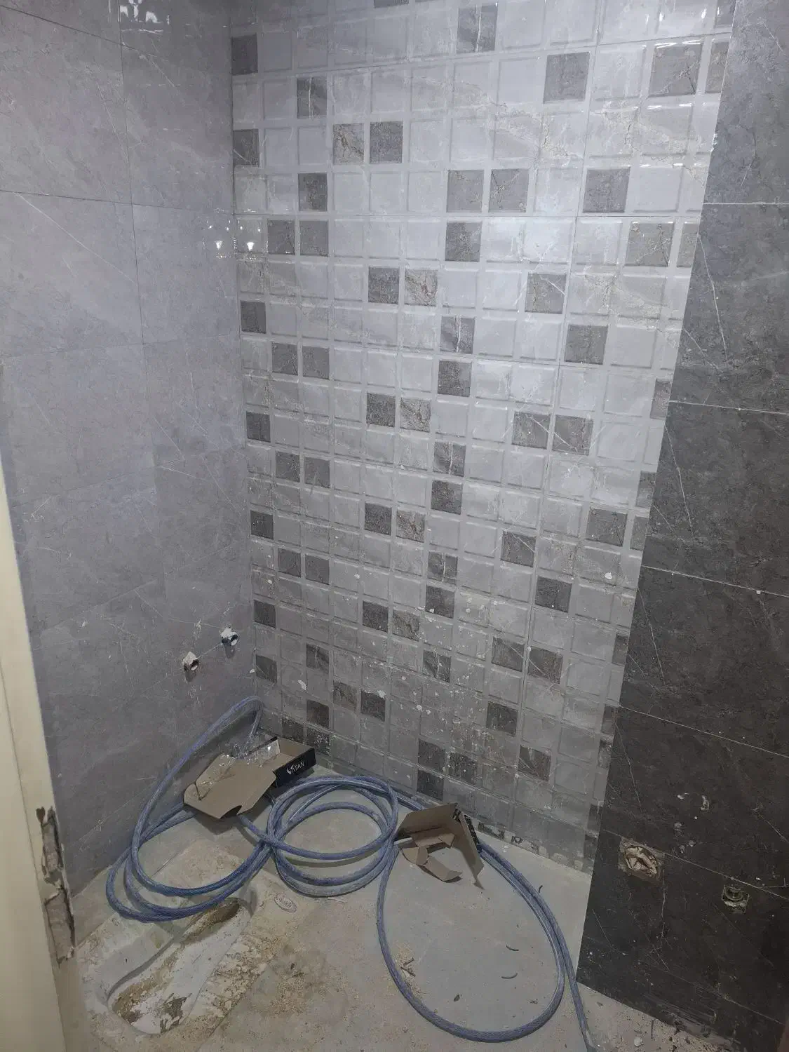 84مترتک واحدی شهرک عارف|فروش آپارتمان|قزوین, |دیوار