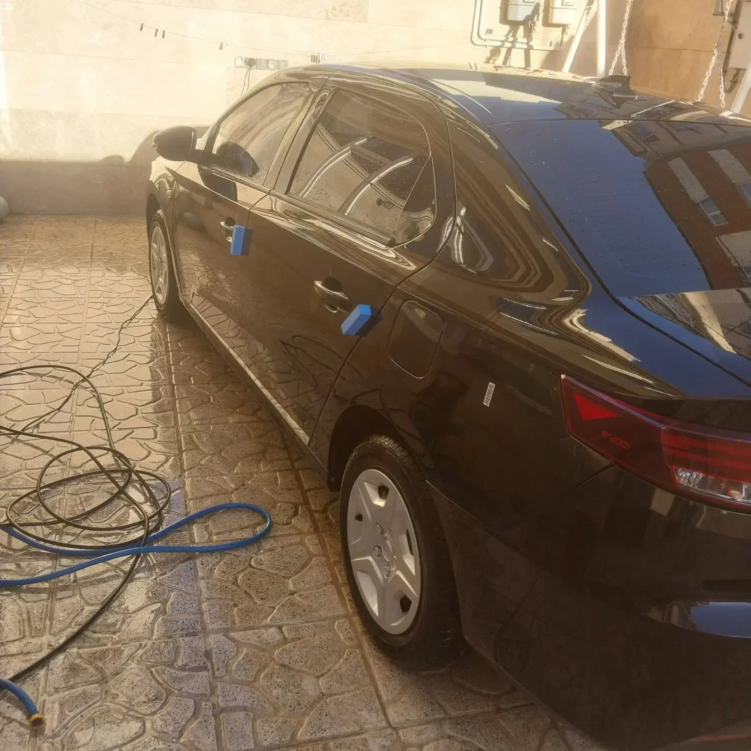 تارا وی 1 پلاس 1403/۱۲ بی رنگ 6 دنده|خودرو سواری و وانت|همدان, |دیوار