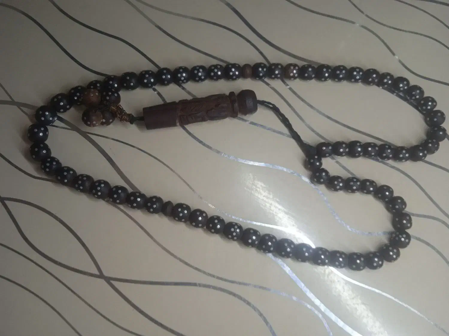 تسبیح هسته خرما|کلکسیون اشیاء عتیقه|گلبهار, شهر جدید گلبهار|دیوار