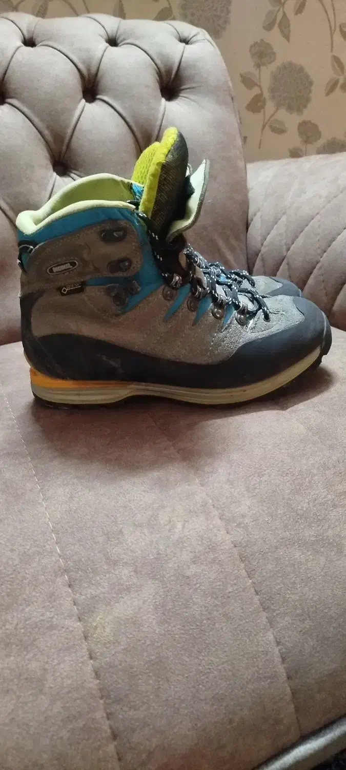 کفش کوهنوردی امریکایی مین دل|کیف، کفش، کمربند|مشهد, سید رضی|دیوار