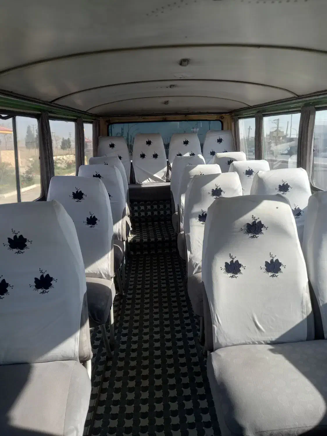 سرویس دهی با مینی بوس|خدمات حمل و نقل|زرندیه, |دیوار