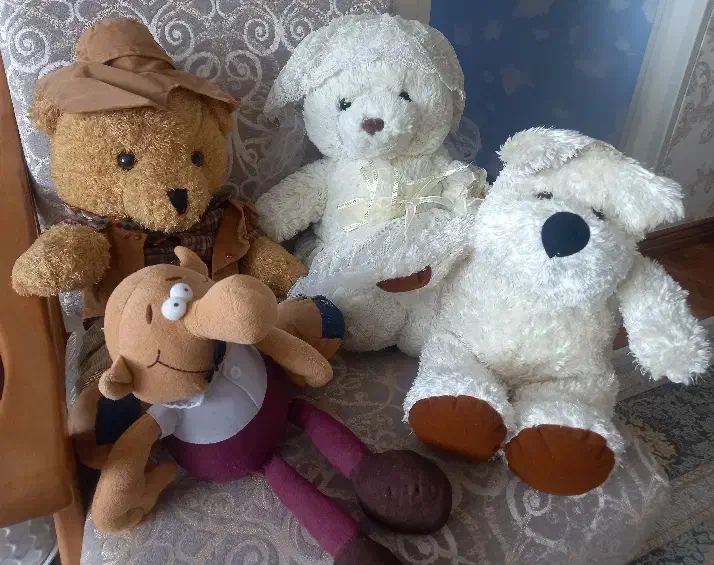 عروسک|اسباببازی|خمین, |دیوار