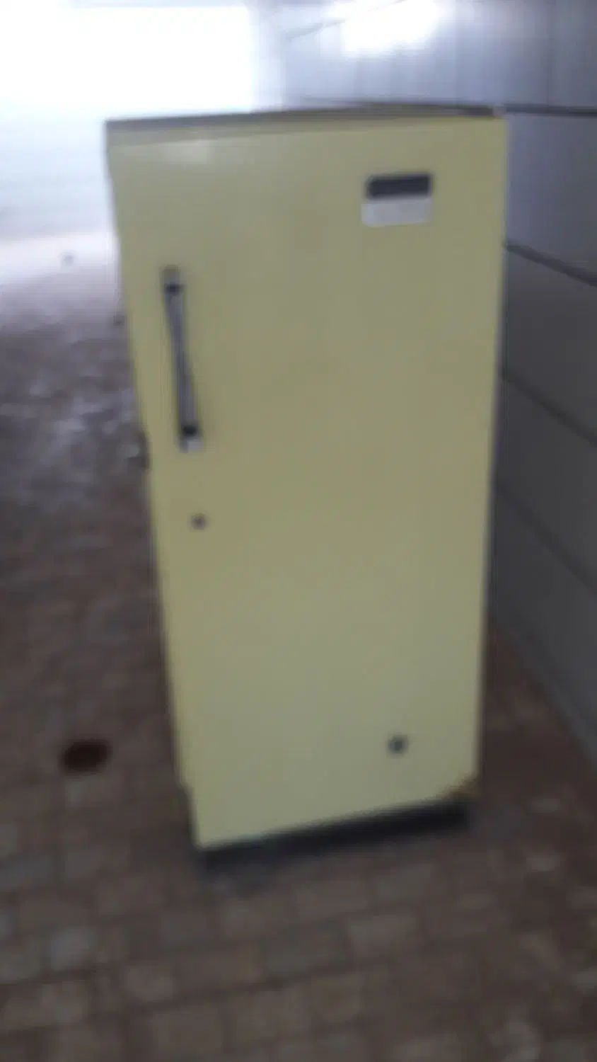 یخچال ۹ فوت فیلکو خارجی سالم ۱۲ میلیون مقطوع|یخچال و فریزر|اردکان, |دیوار