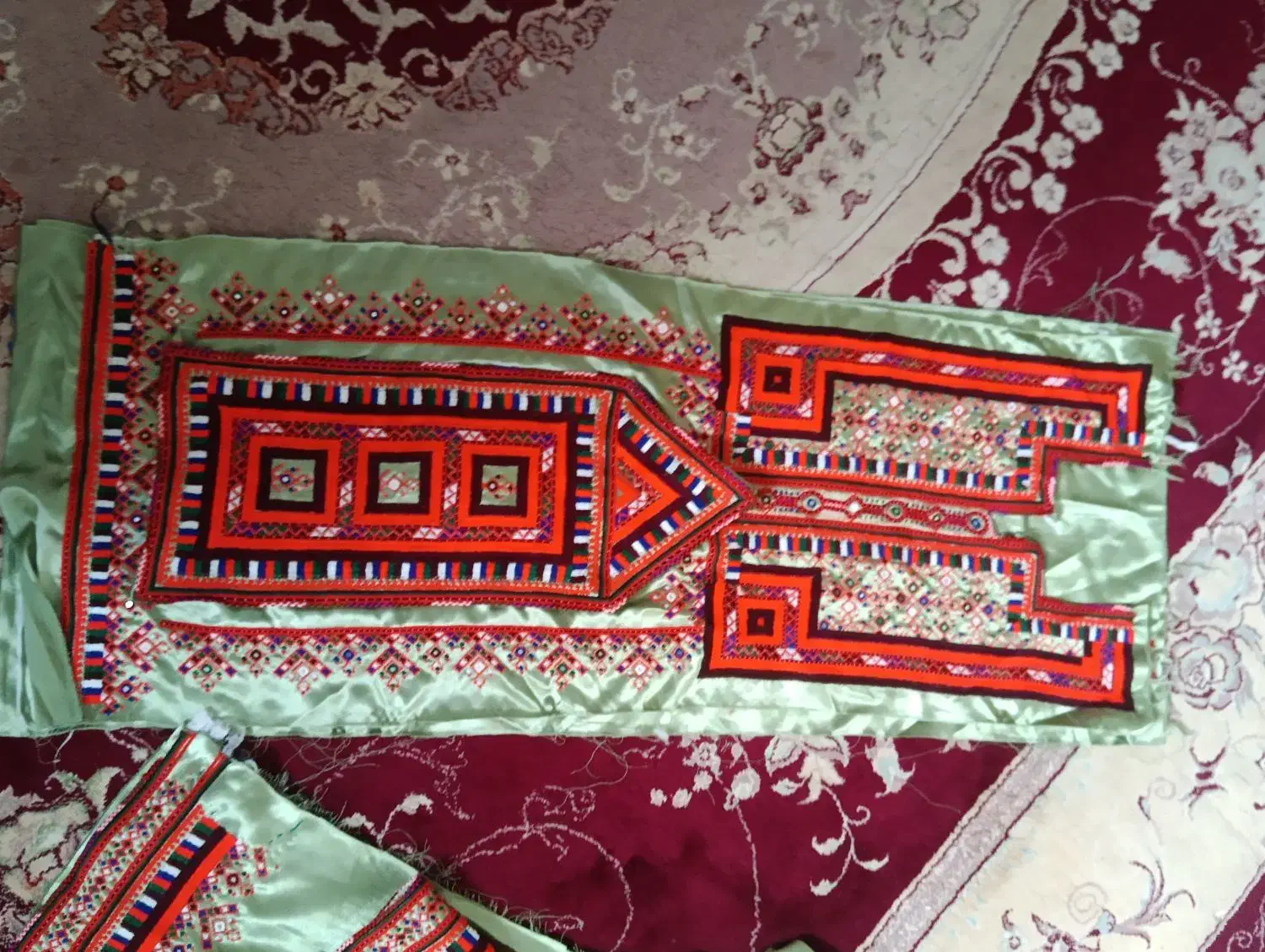 لباس بلوچی|لباس|سراوان, |دیوار