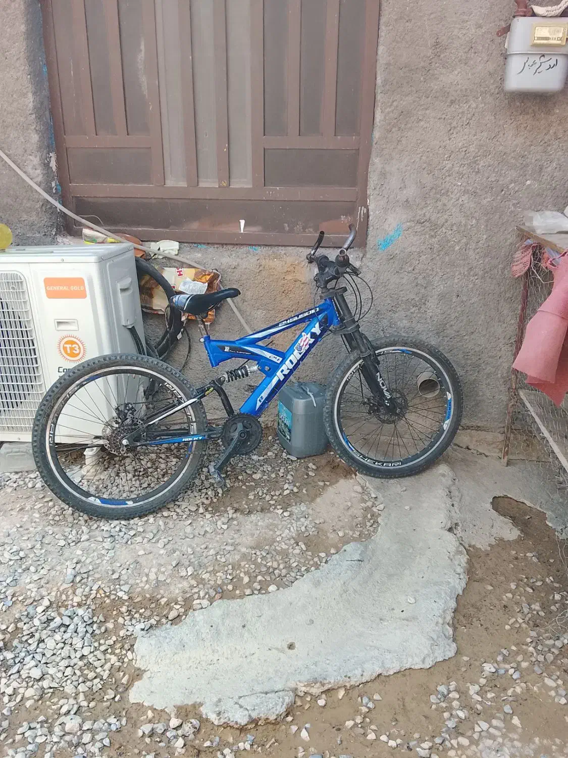 دوچرخه|دوچرخه، اسکیت، اسکوتر|دوگنبدان, |دیوار