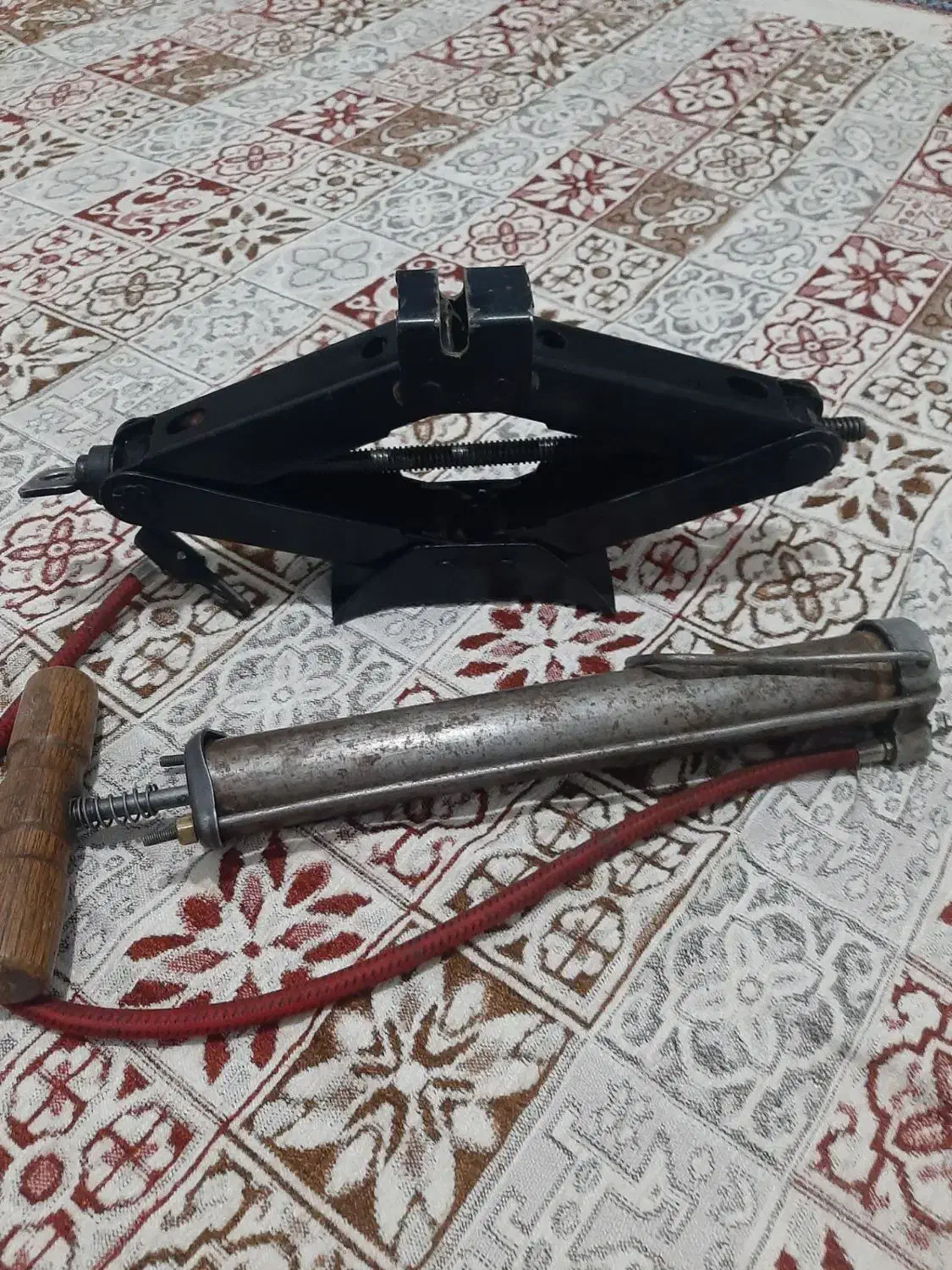 جک پرایدوپژو|قطعات یدکی و لوازم جانبی|بروجرد, |دیوار