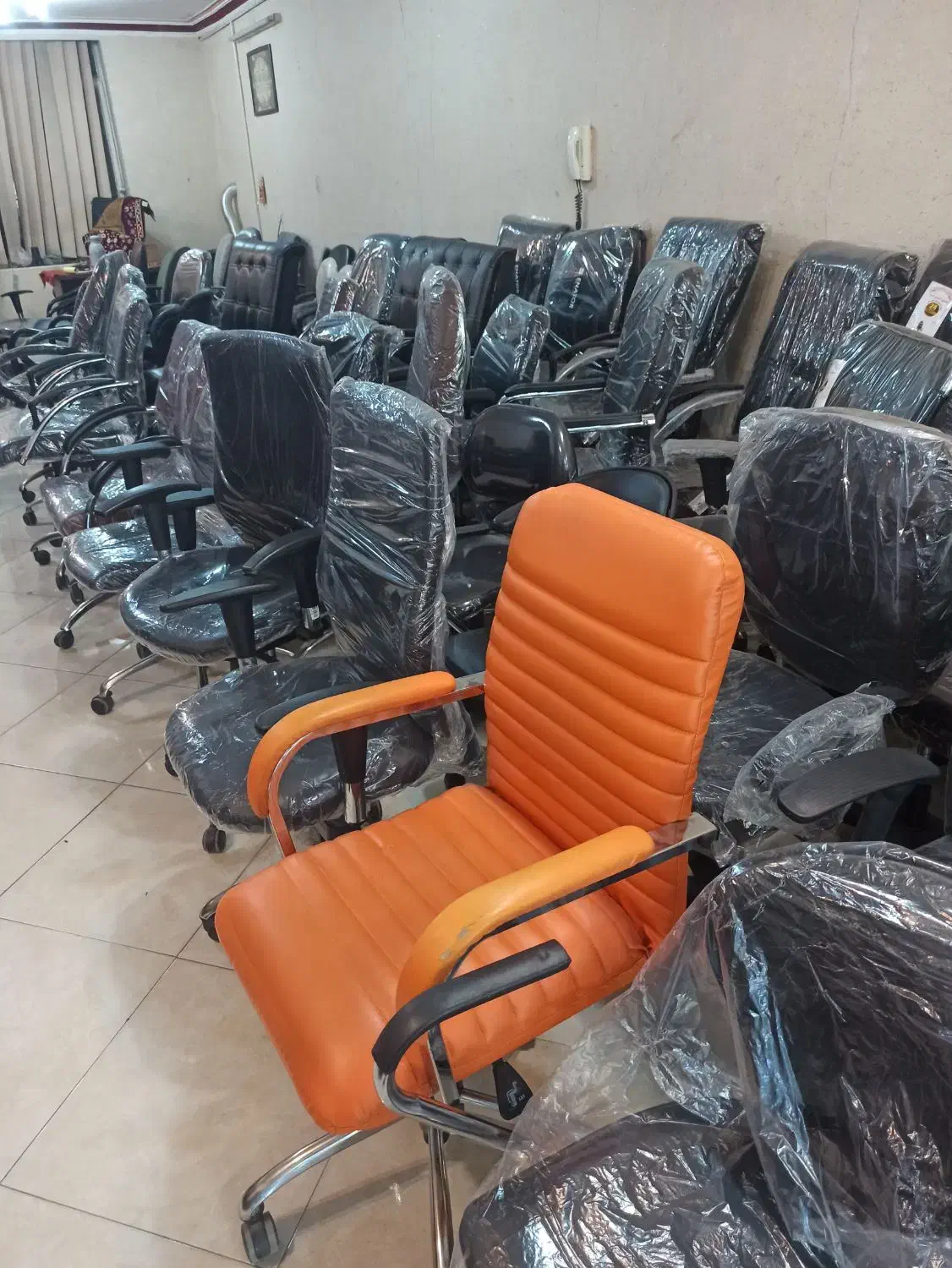 تعداد صندلی نیلپر استوک در حدنو|مبلمان اداری|مشهد, یاس|دیوار