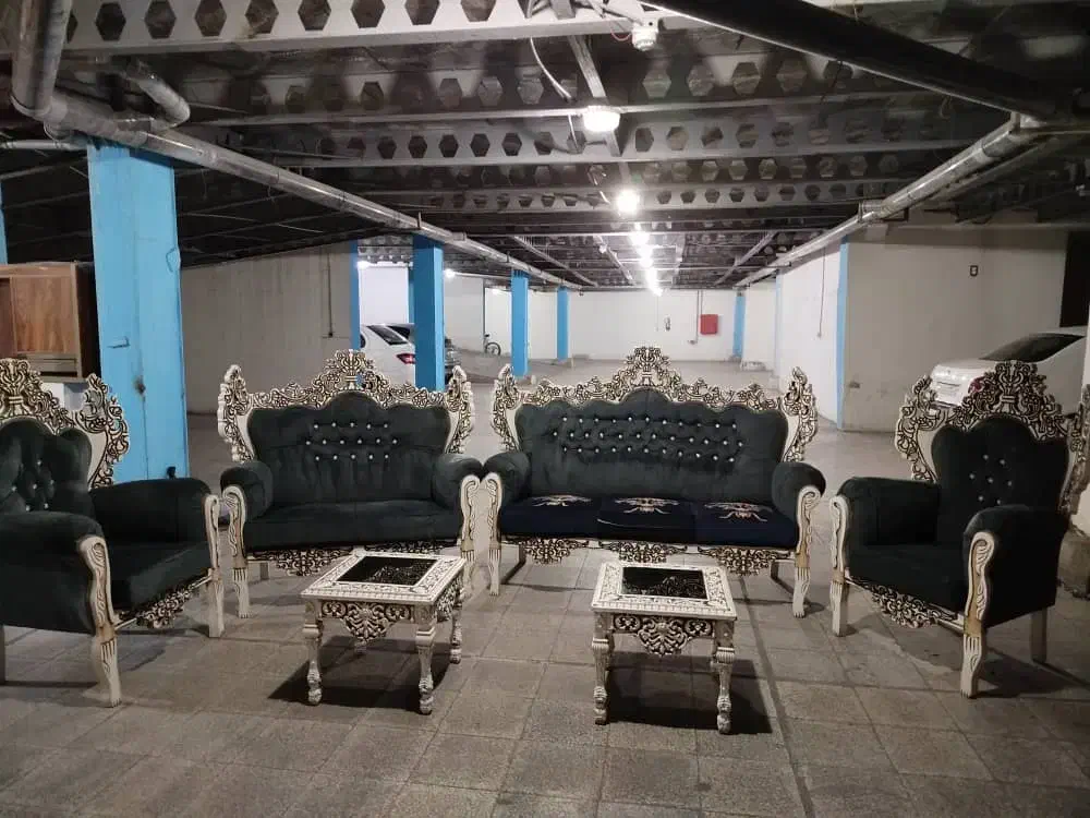مبل سلطنتی 7 نفره همراه با گلمیز|مبلمان خانگی و میز عسلی|شیراز, شهرک گلستان|دیوار