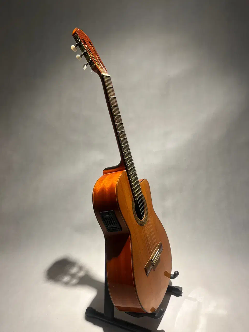 Aria ac35 اسپانیا|گیتار، بیس، امپلیفایر|تهران, جردن|دیوار