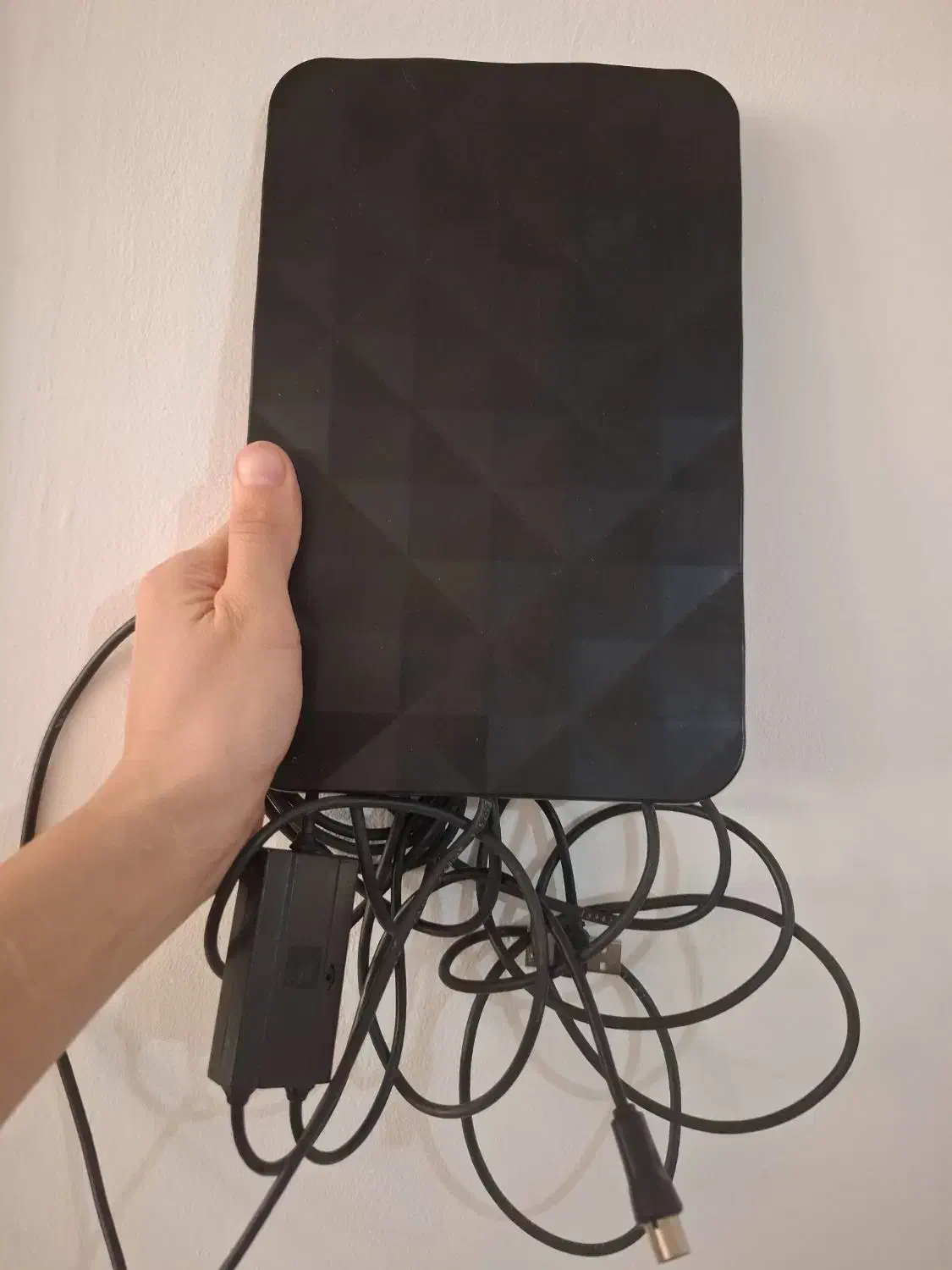 آنتن تلوزیون طرح جدید با آنتن دهی قوی|صوتی و تصویری|صحنه, |دیوار