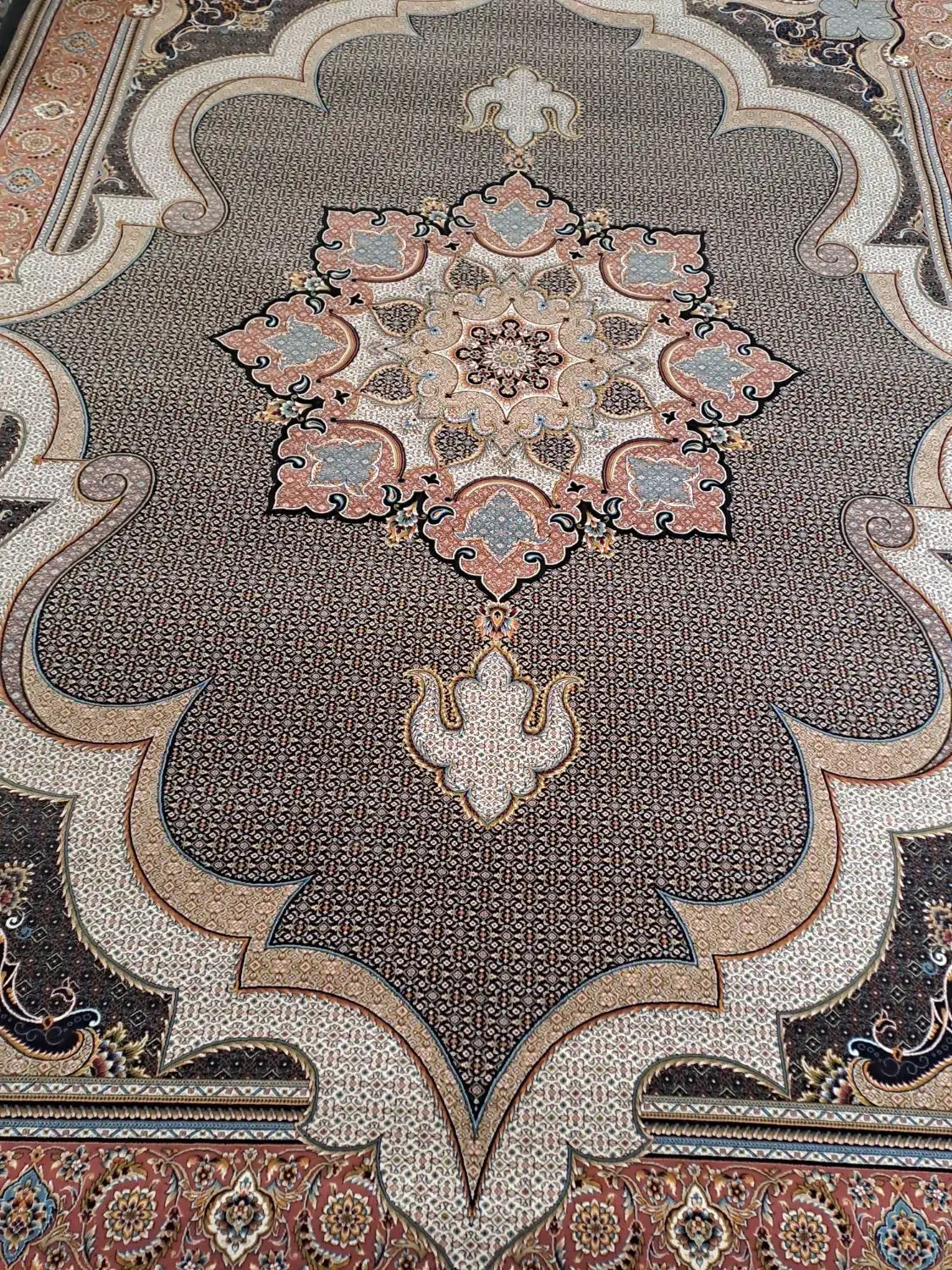 یک جفت فرش ۱۲ متری نو|فرش|سلطانیه, |دیوار