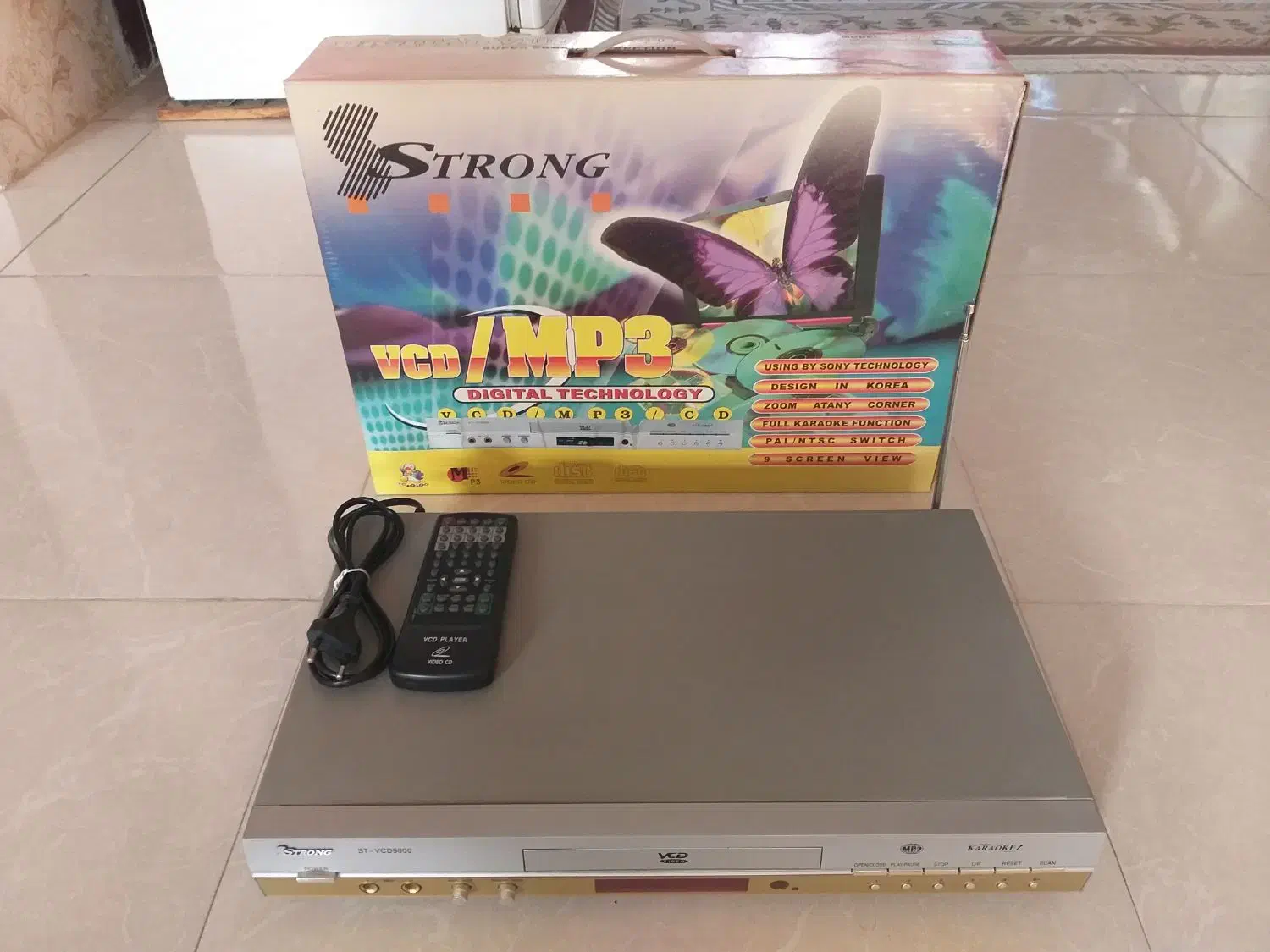دستگاه سی دی خور strong|پخش‌کننده DVD و ویدیو|اراک, |دیوار