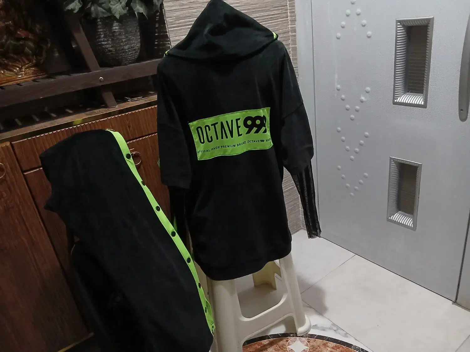 تعدادی  ست  شلوار و پیراهن سایز،۳۷ و ۳۸ و  تا ۵۰|حراج|اسلام‌شهر, شهرک قائمیه|دیوار