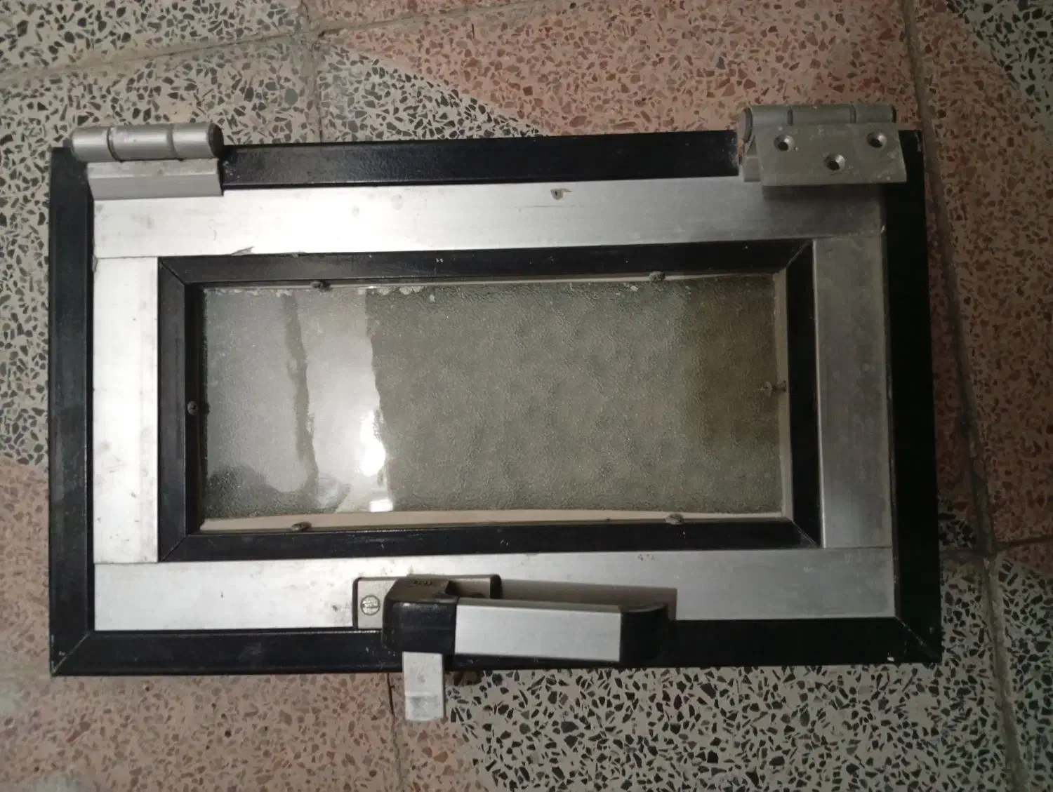 پنجره آلومینیوم هواکش یک عدد فن دو عدد الک|مصالح و تجهیزات ساختمان|سنندج, |دیوار