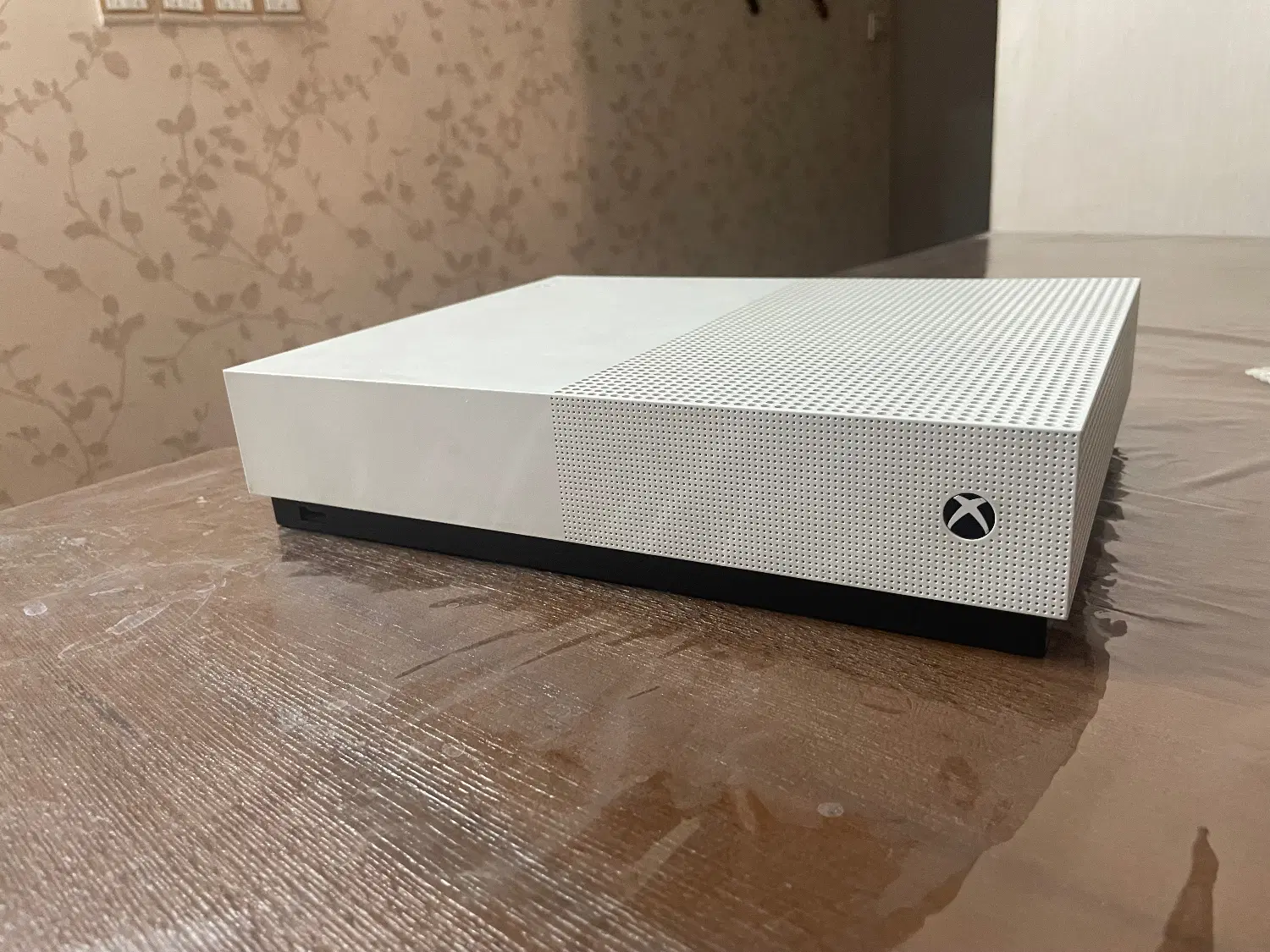 Xbox one s 1 دسته|کنسول، بازی ویدئویی و آنلاین|مشهد, نیروی هوایی|دیوار
