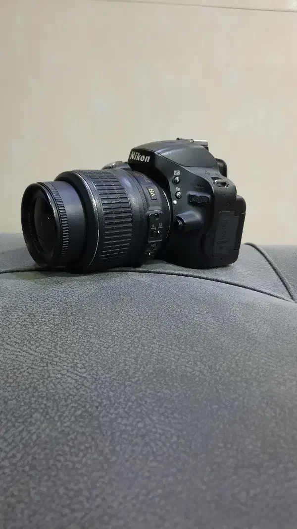 دوربین نیکون ۵۱۰۰|دوربین عکاسی و فیلمبرداری|رشت, معلولین|دیوار