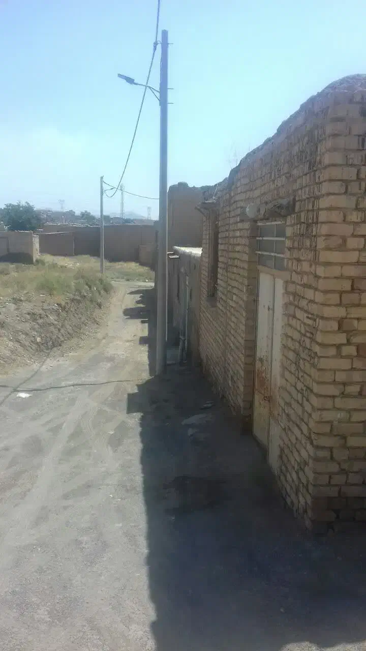 کلنگی باغشاد|فروش خانه و ویلا|فولادشهر, باغشاد|دیوار