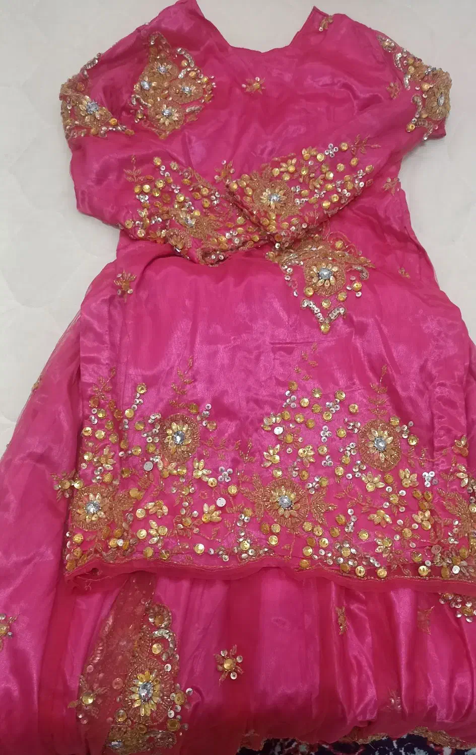 لباس محلی|لباس|فولادشهر, فولادشهر|دیوار