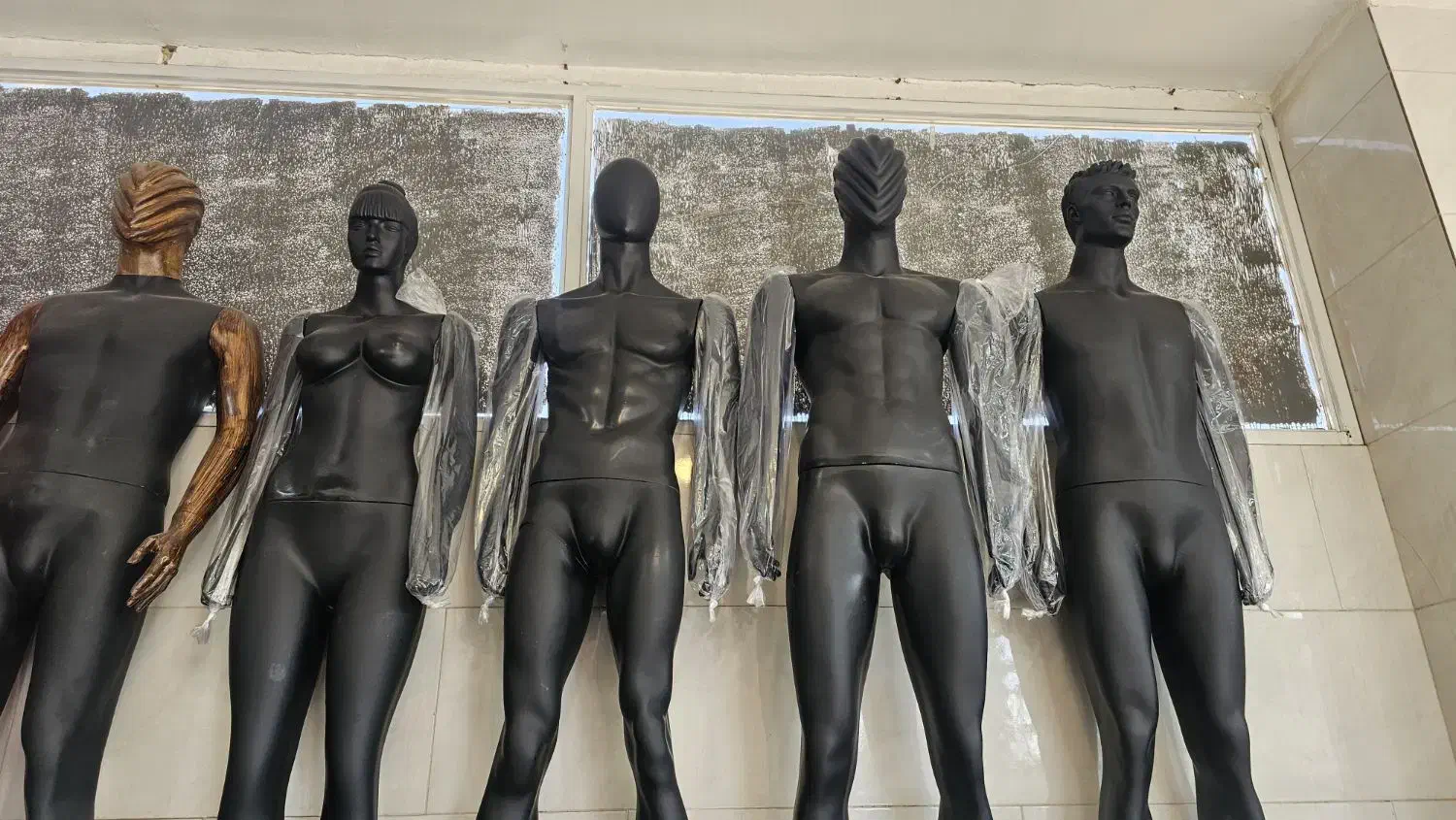 مانکن های فایبر با قیمت باورنکردنی رگالی|فروشگاه و مغازه|اصفهان, باب الدشت|دیوار