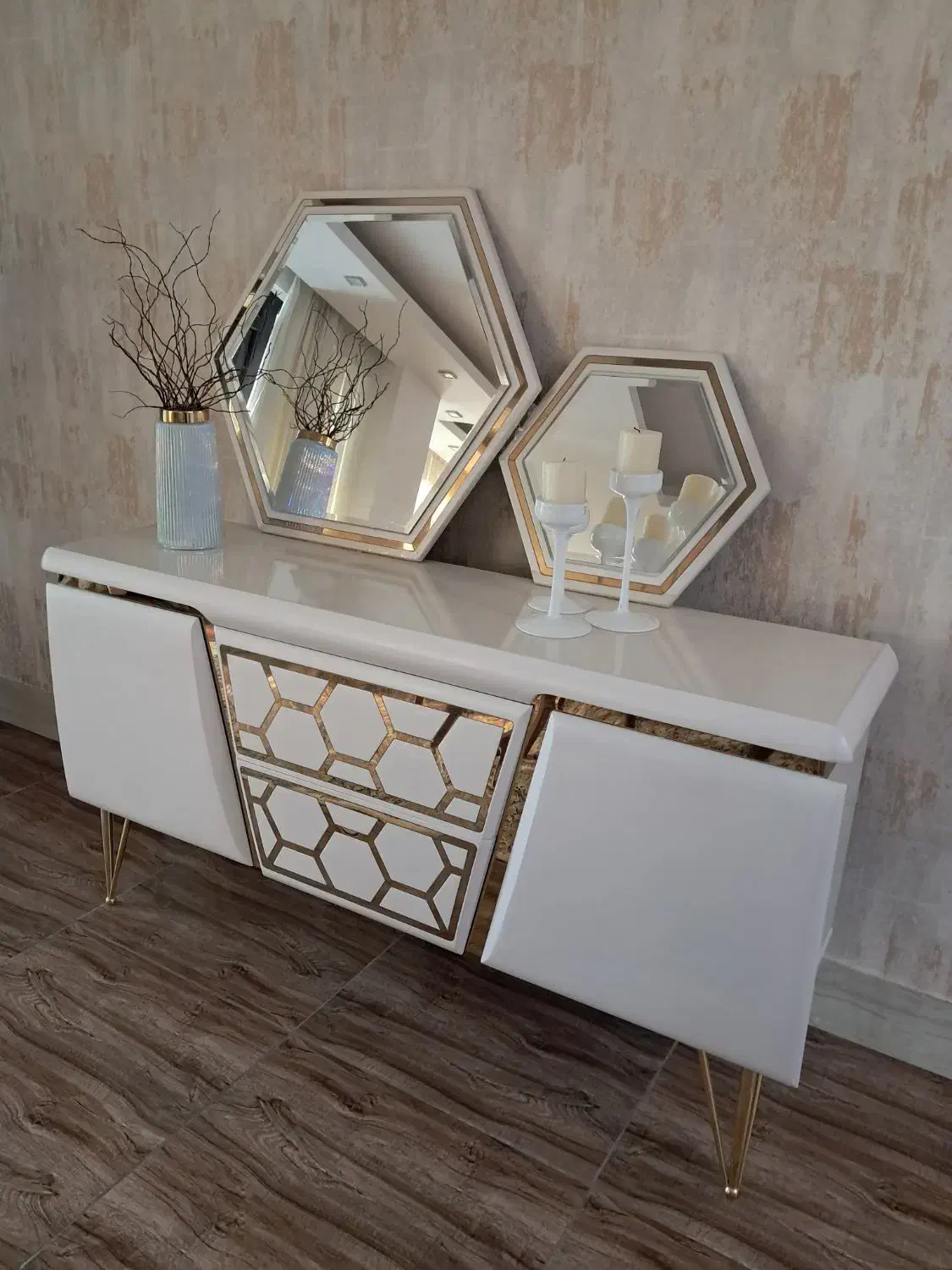 ایینه و کنسول|مبلمان خانگی و میز عسلی|برازجان, |دیوار