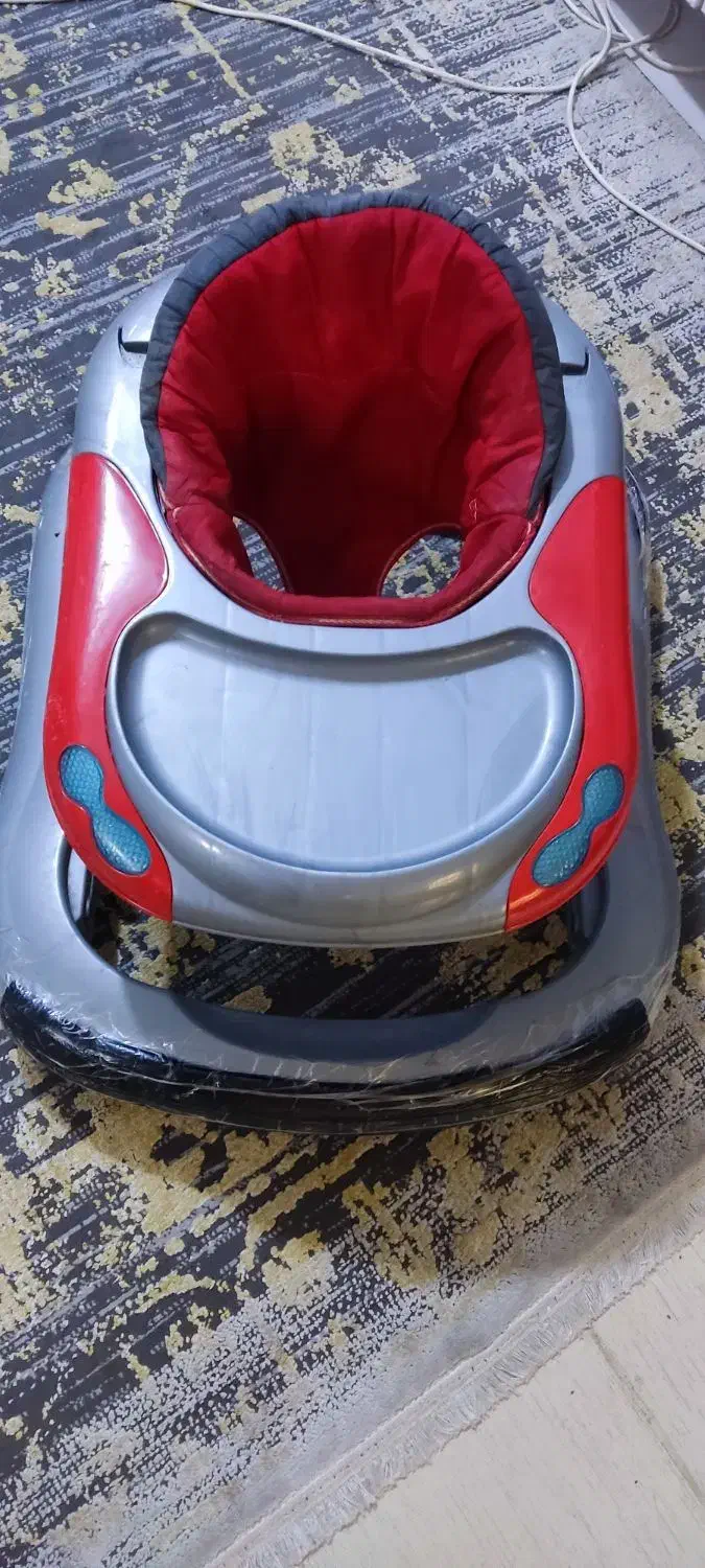 روروئک|اسباببازی بچه|قشم, |دیوار