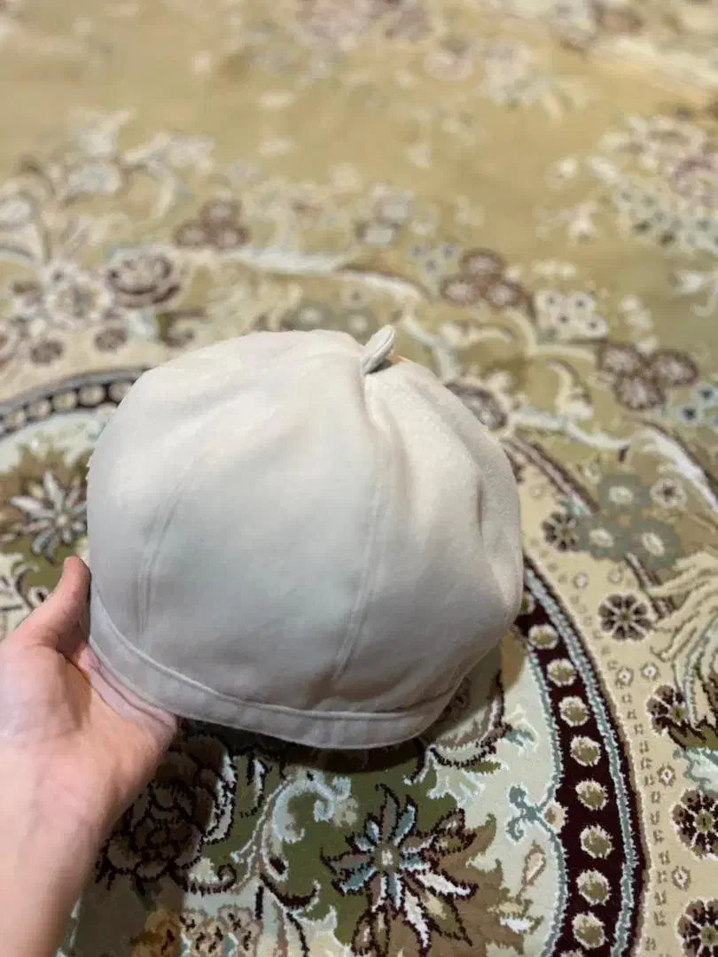 کلاه|لباس|رشت, بازار|دیوار