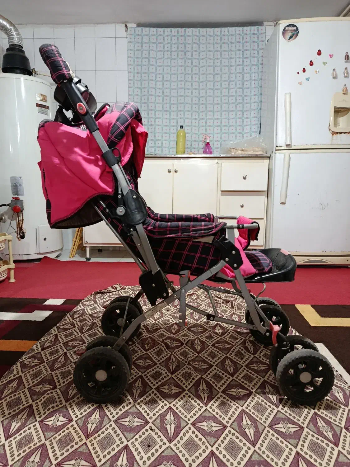 کالسکه کودک|کالسکه و لوازم جانبی|خوی, |دیوار