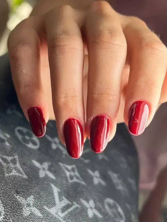 کاشت ناخن|خدمات آرایشگری و زیبایی|شاهین‌شهر, نظامی|دیوار