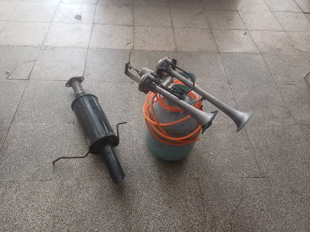 اگزوز رنجروری و بوق بادی|قطعات یدکی و لوازم جانبی|بومهن, |دیوار