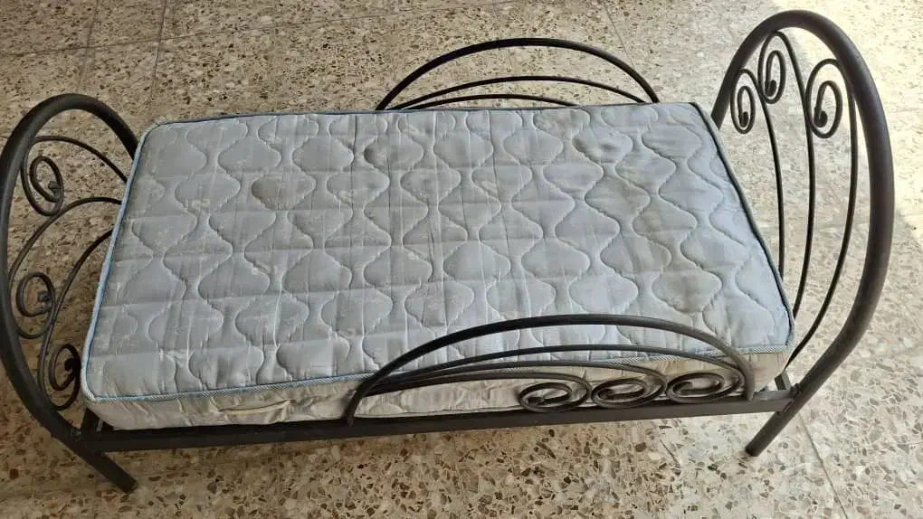 تخت|تخت و سرویس خواب|رشت, دیانتی|دیوار