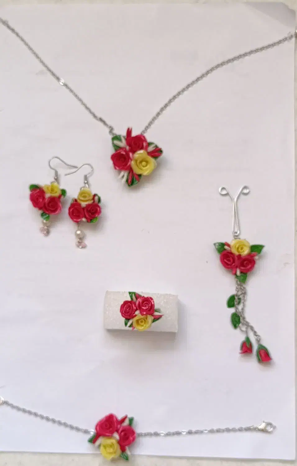 ست کامل زیورآلات گل چینی طرح گل رز|بدلیجات|زاهدان, |دیوار