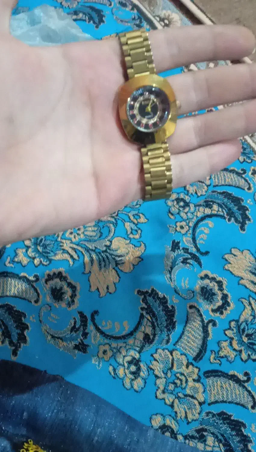 ساعت مچی رادو تخم مرغی اصل سوئیس|ساعت|زاهدان, |دیوار