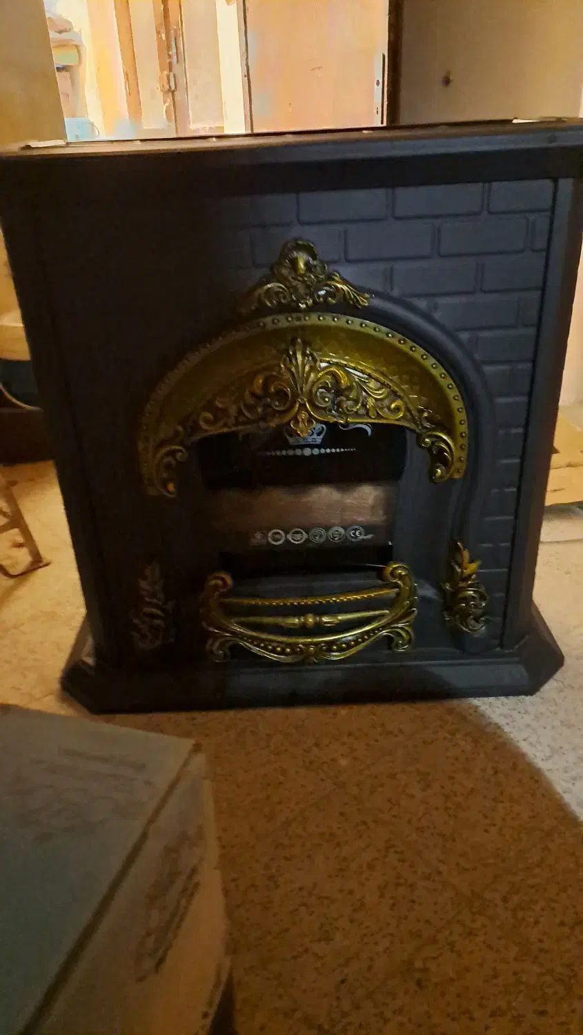 فرشی بخاری|بخاری، هیتر، شومینه|کاشان, درب زنجیر|دیوار