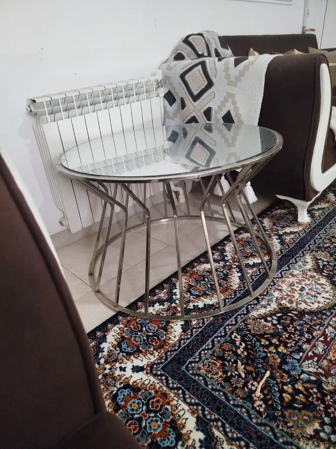 میزجلومبلی|مبلمان خانگی و میز عسلی|بم, |دیوار
