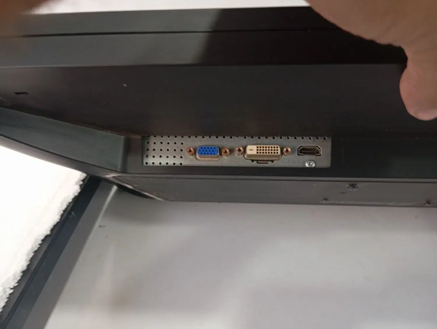 انواع مانیتور ۲۷اینچ با ورودیhdmiوvgi|قطعات و لوازم جانبی رایانه|یزد, |دیوار