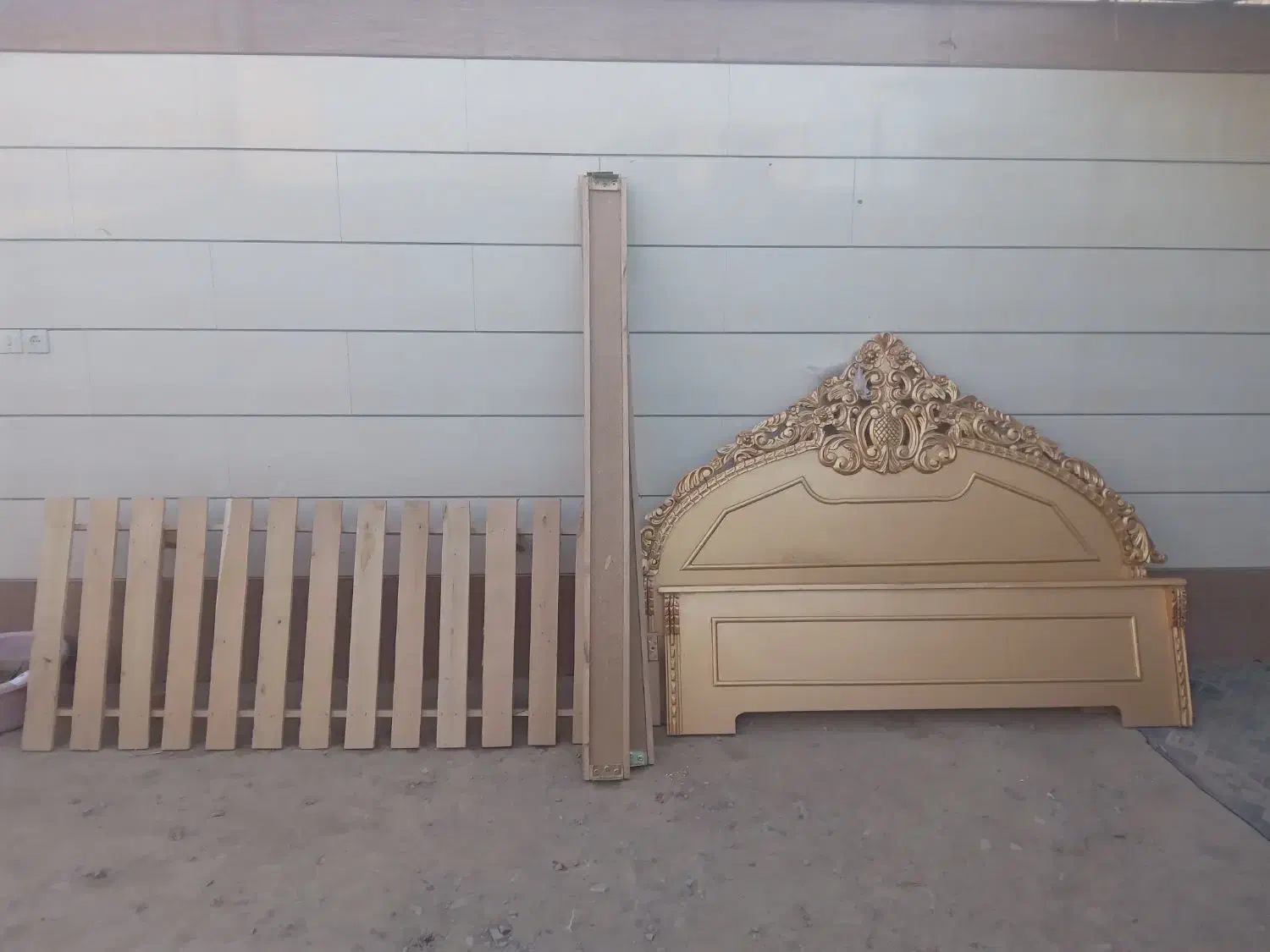 تخت خواب و بوفه|تخت و سرویس خواب|کاشمر, |دیوار