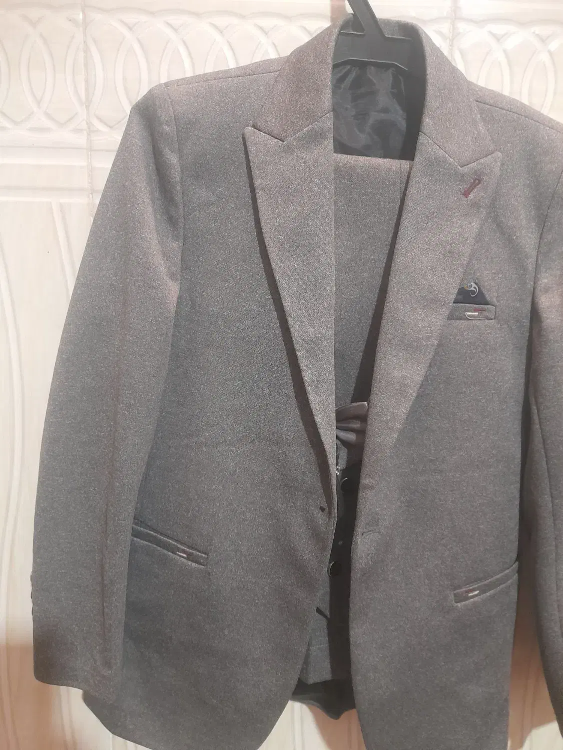 کت شلوار درحدنونو سلامت یه دفعه استفاده شده|لباس|پاکدشت, خاتون آباد|دیوار