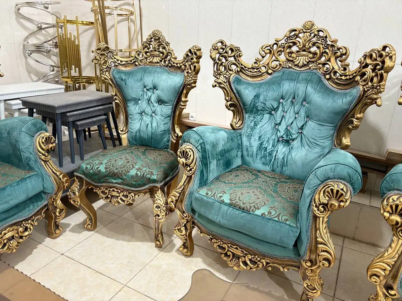 مبل سلطنتی 9نفره نهارخوری ورق طلا با عسلی|مبلمان خانگی و میز عسلی|کرمانشاه, |دیوار