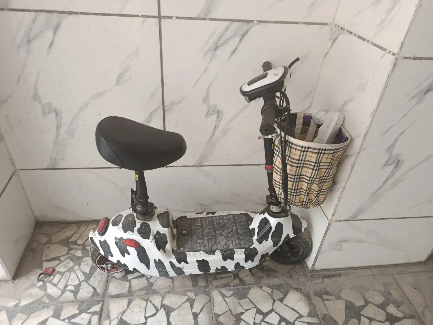 اسکوتر برقی در حد نو|دوچرخه، اسکیت، اسکوتر|اصفهان, شهرک میلاد|دیوار