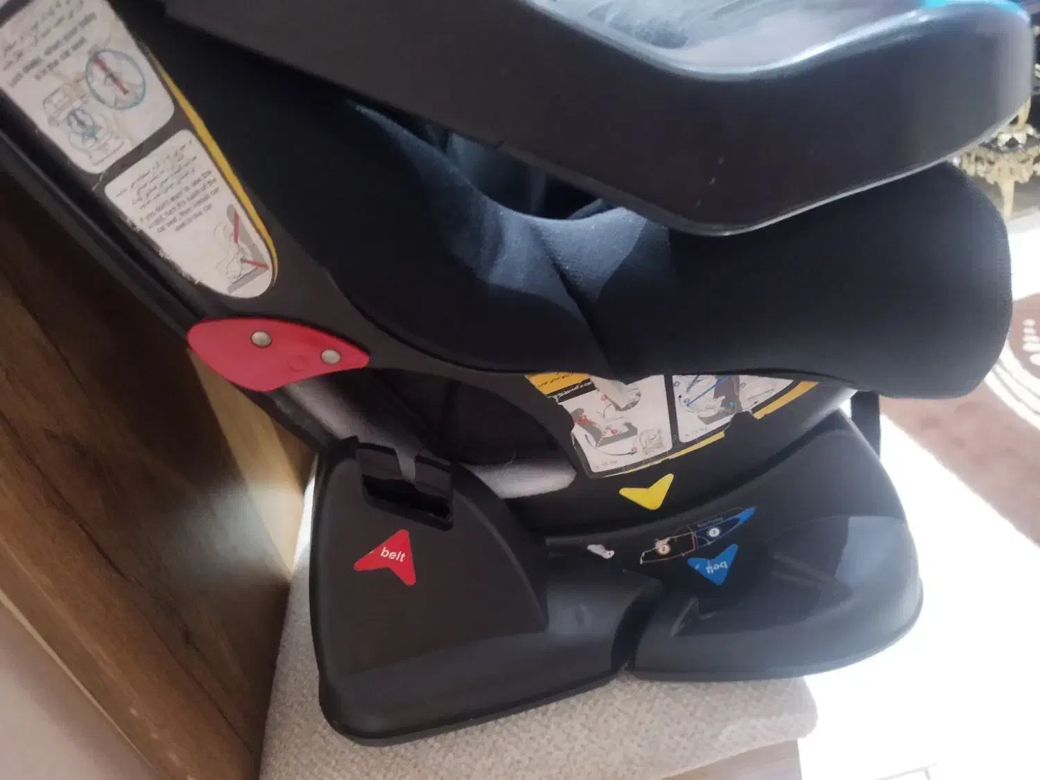 صندلی‌کودک‌دلیجان|تخت و صندلی بچه|شهریار, یوسف آباد صیرفی|دیوار