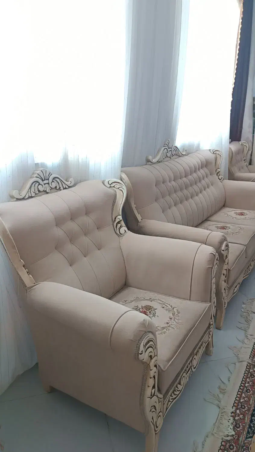 مبل نیمه استیل ۷ نفره در حد نو|مبلمان خانگی و میز عسلی|مشهد, حضرت حجت|دیوار