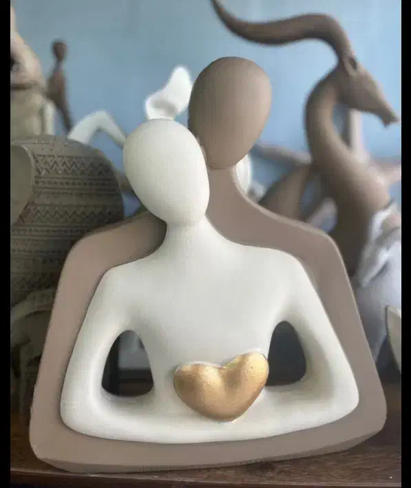 آغوش قلبی|مجسمه، تندیس، ماکت|تهران, تهرانسر مرکزی|دیوار