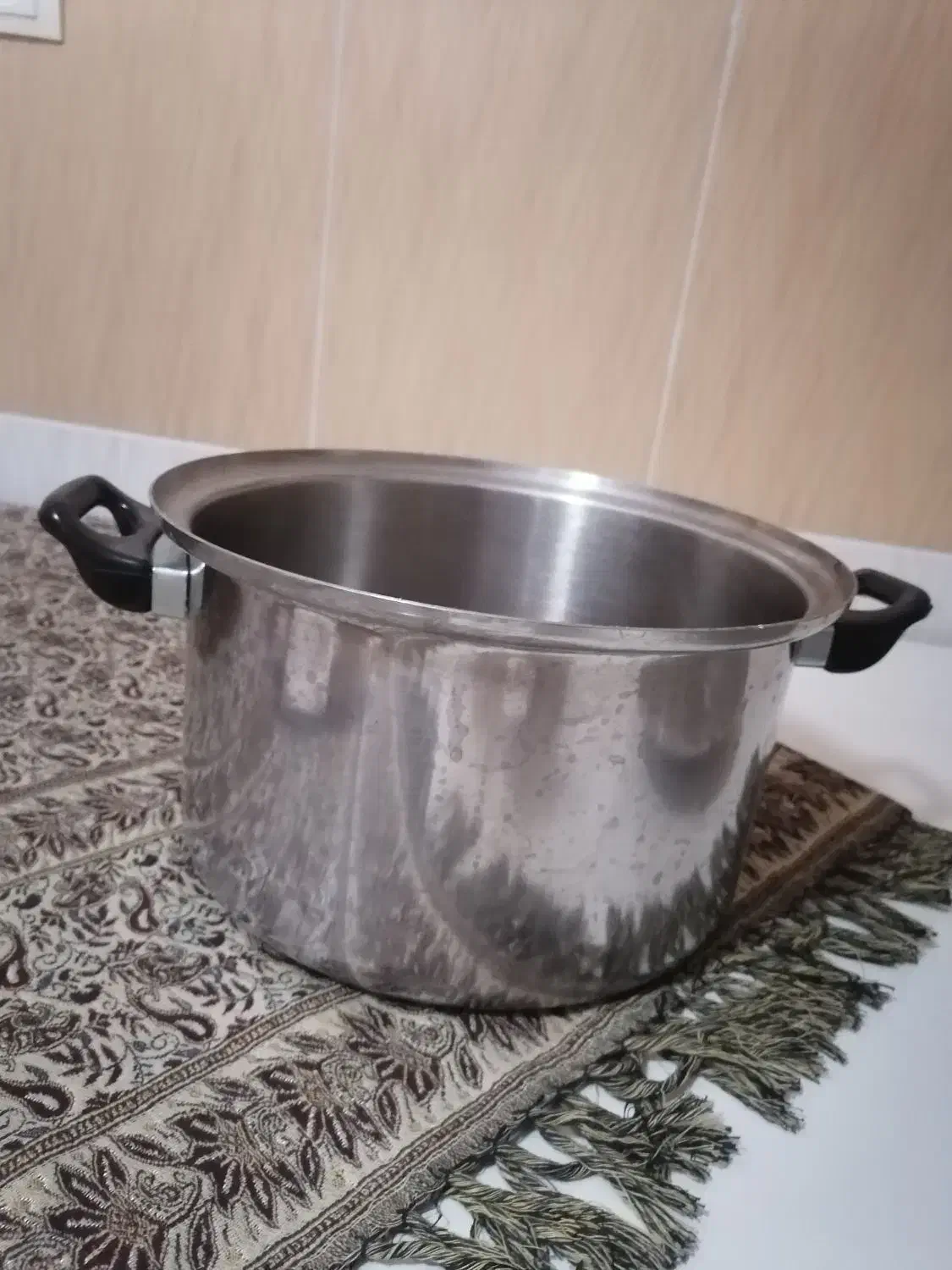 قابلمه استیل|ظروف پخت‌وپز|شیراز, شهرک گلدشت حافظ‎|دیوار