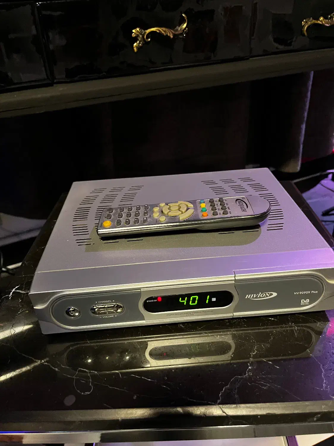 گیرندهHivionبا کنترل|صوتی و تصویری|فردیس, سرحدی|دیوار