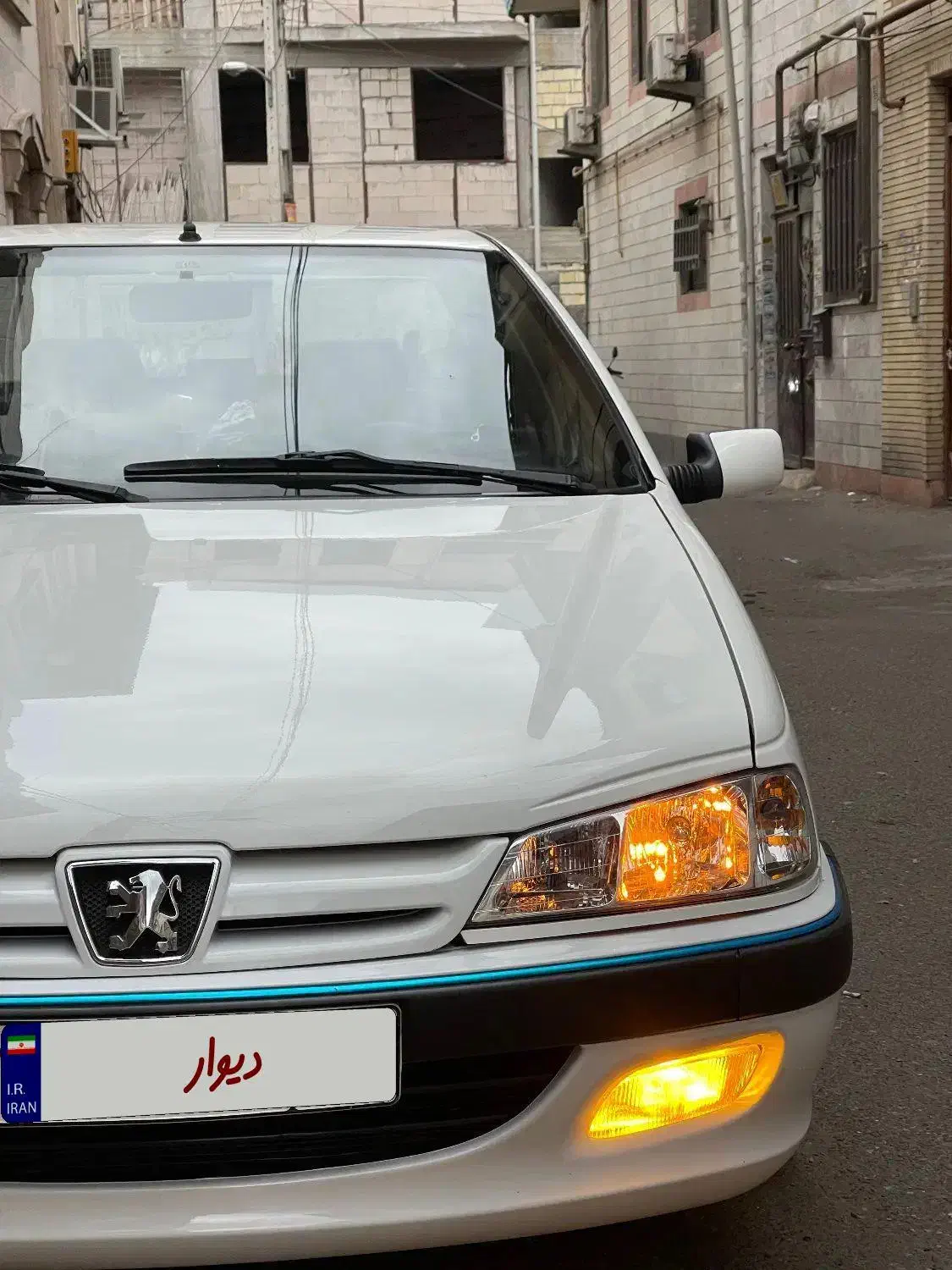 پژو پارس بی رنگ ۸۹|خودرو سواری و وانت|رشت, جانبازان|دیوار