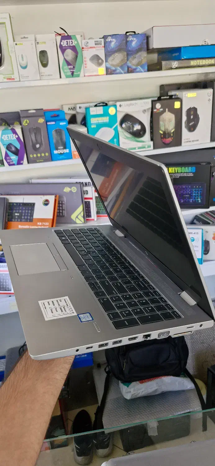 لپ تاپ hp i7 8th نسل ۸ فوق العاده تمیز|رایانه همراه|مشهد, آزادشهر|دیوار